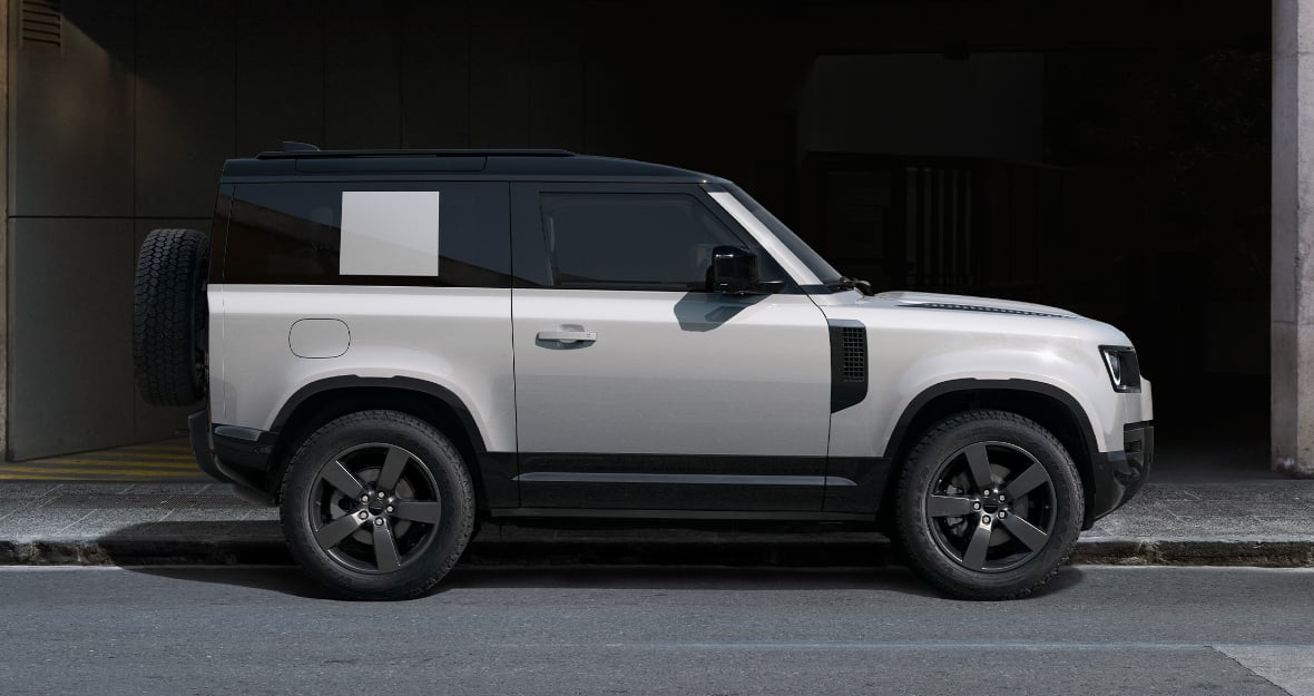 Land Rover Defender 90 2026 in Bahrain